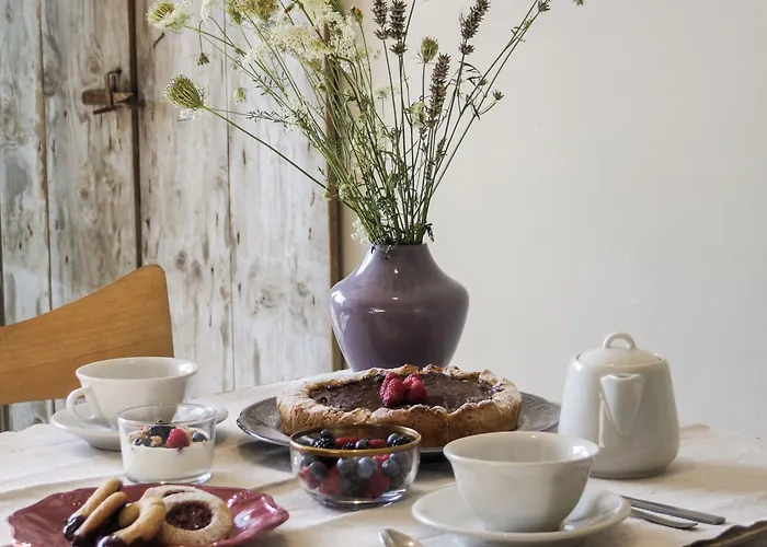 לינה וארוחת בוקר Verdeolivo 4*